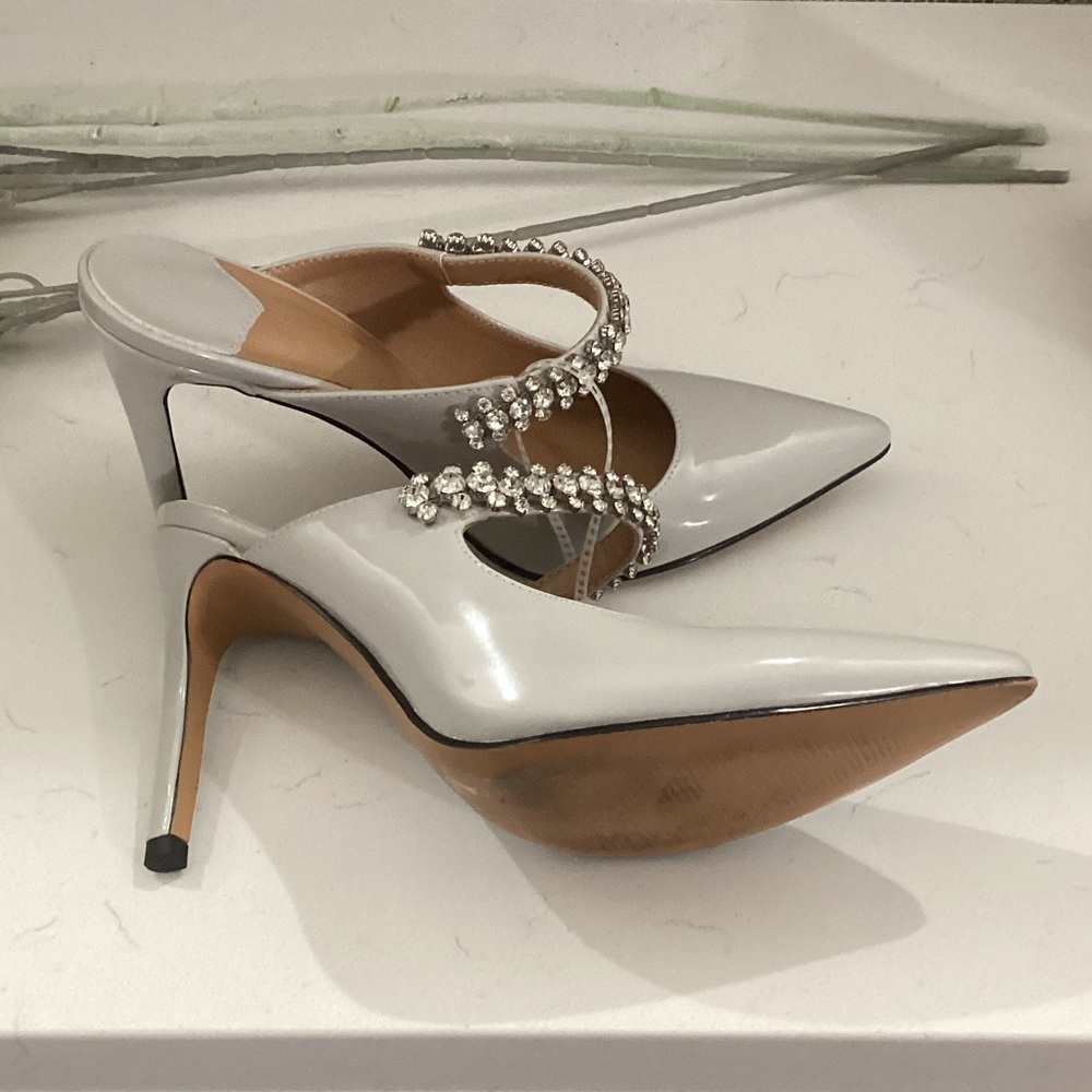 Local European Gray Heels with Rhinestone Detail - Picture 2 of 3